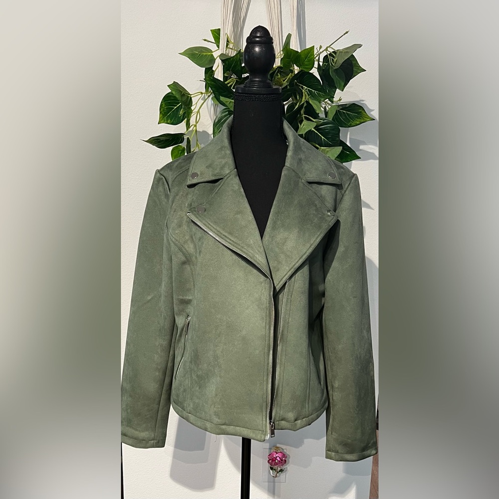 NEW - NY&Co - man made suede moto jacket - Picture 1 of 8